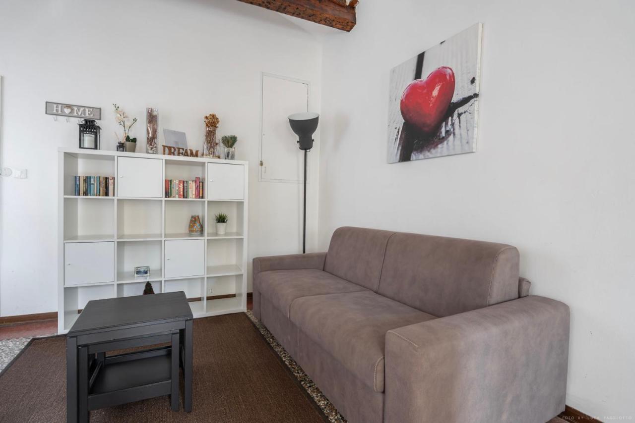 Ca' Giorgia Venice Apartment With Balcony *