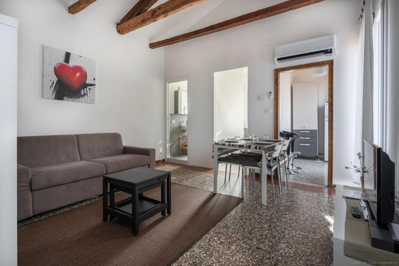 Appartement Ca' Giorgia Venice Apartment With Balcony