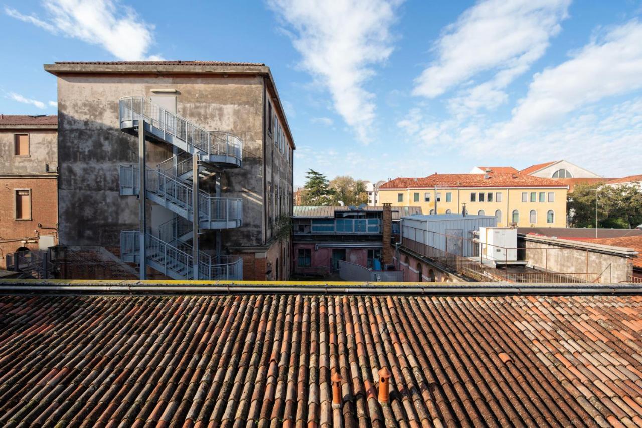Ca' Giorgia Venice Apartment With Balcony Venise